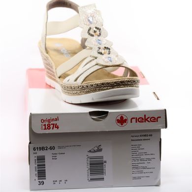 Фотографія 7 Жіночі босоніжки на танкетці RIEKER 619B2-60 beige